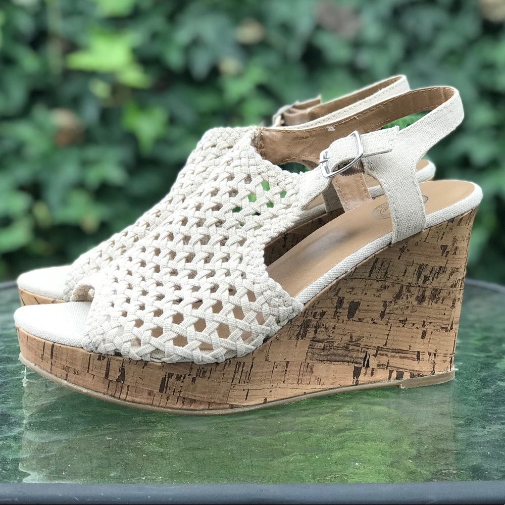NEW IN BOX Wedges